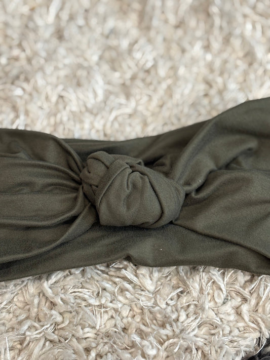 Olive Top Knot