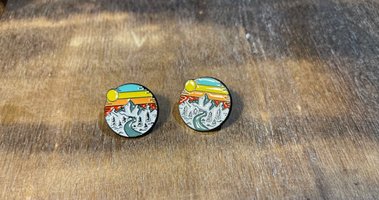 Mountain & SUNSET PIN